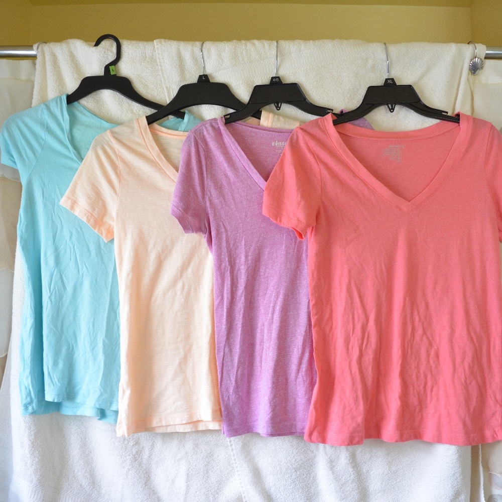 Old Navy Women's T-Shirt Lot